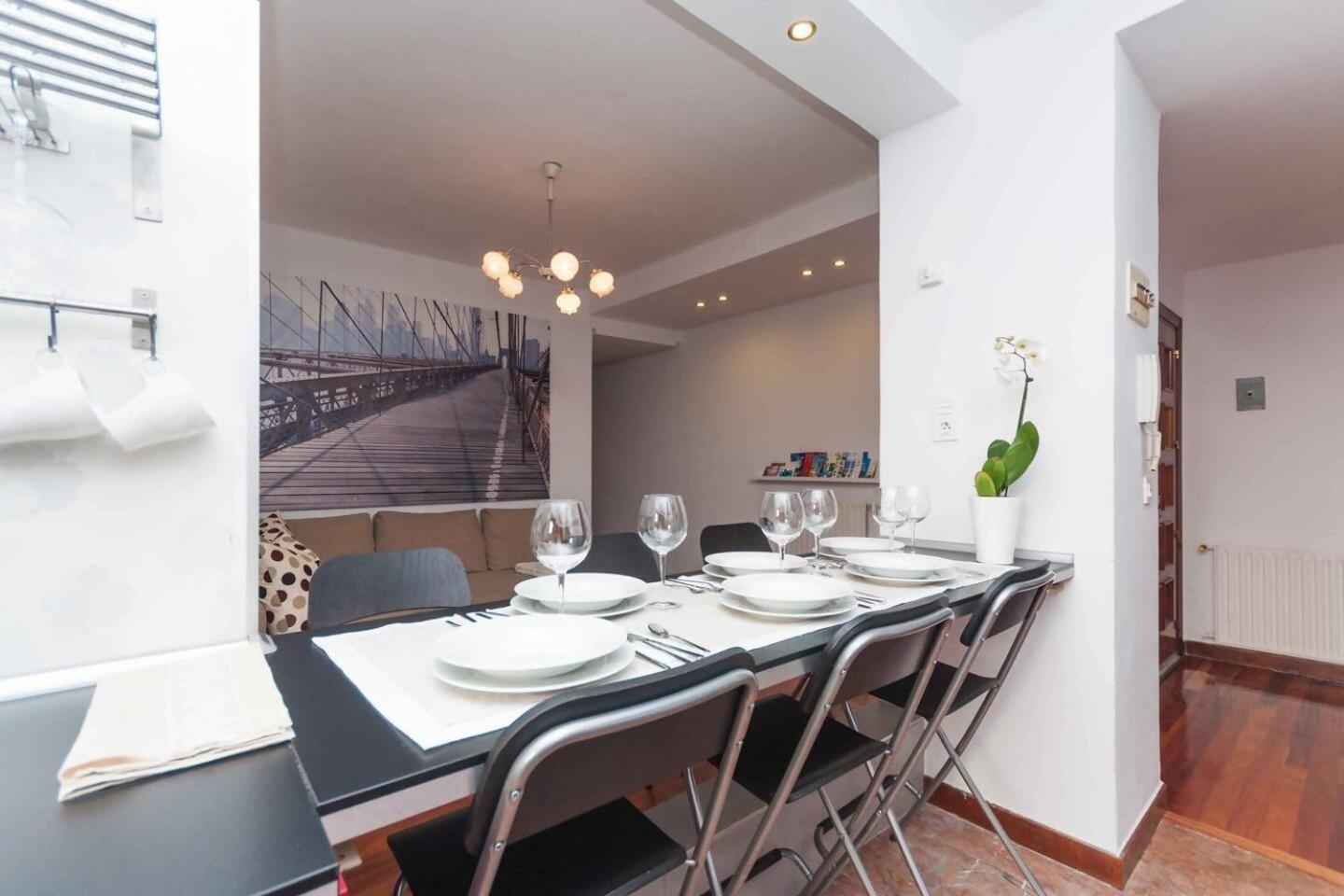 Apartamento Con Parking Privado Cerca De Zurriola San Sebastian Luaran gambar